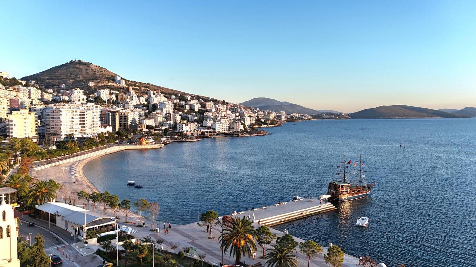 Apartments Blue Horizons Saranda Extérieur photo